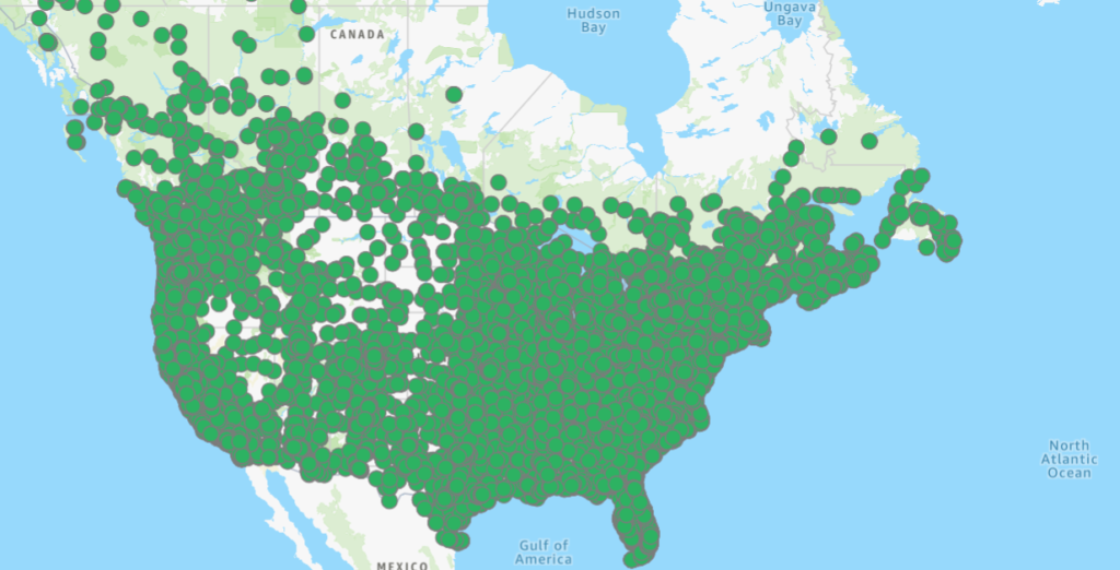 Map showing thousands of electric vehicle charging stations across the United States